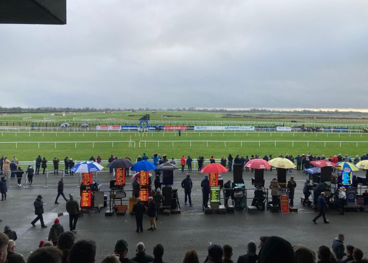 Irish Grand National Preview & Tips | Fairyhouse Easter