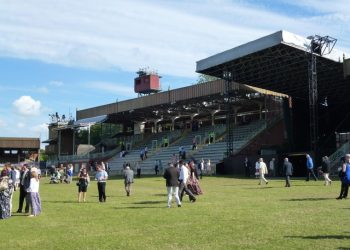 July Festival | Four To Follow: Do You A Favour