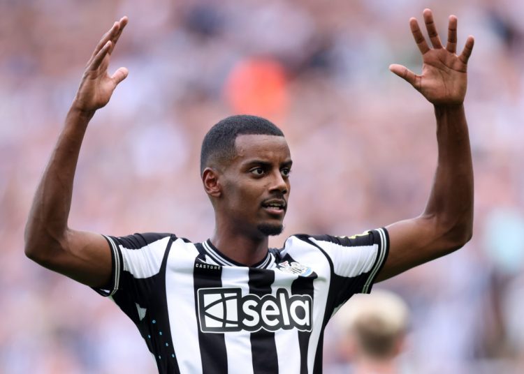 Manchester United vs Newcastle: Betting Tips & Isak Over 0.5 Shots on Target