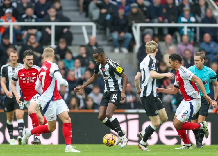 Newcastle vs Arsenal EFL Cup Semi-Final Betting Guide: Tips, Odds & Isak Picks