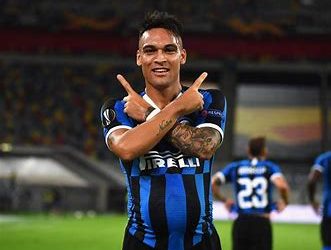 UEFA Champions League | Barcelona v Inter Milan